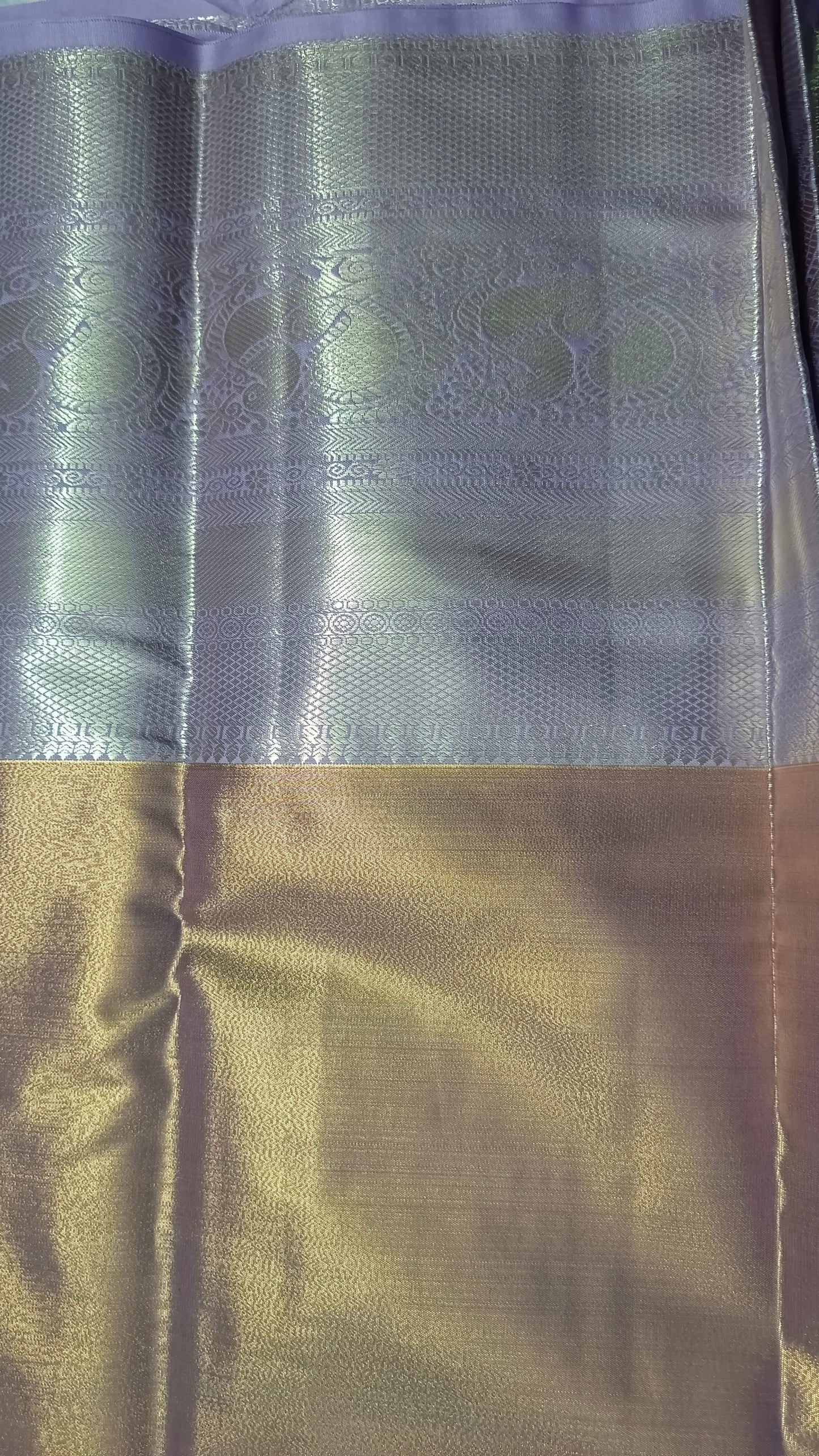 Gold with Lavender Radiance Heritage vegan self tissue kanchi silk saree LA25939