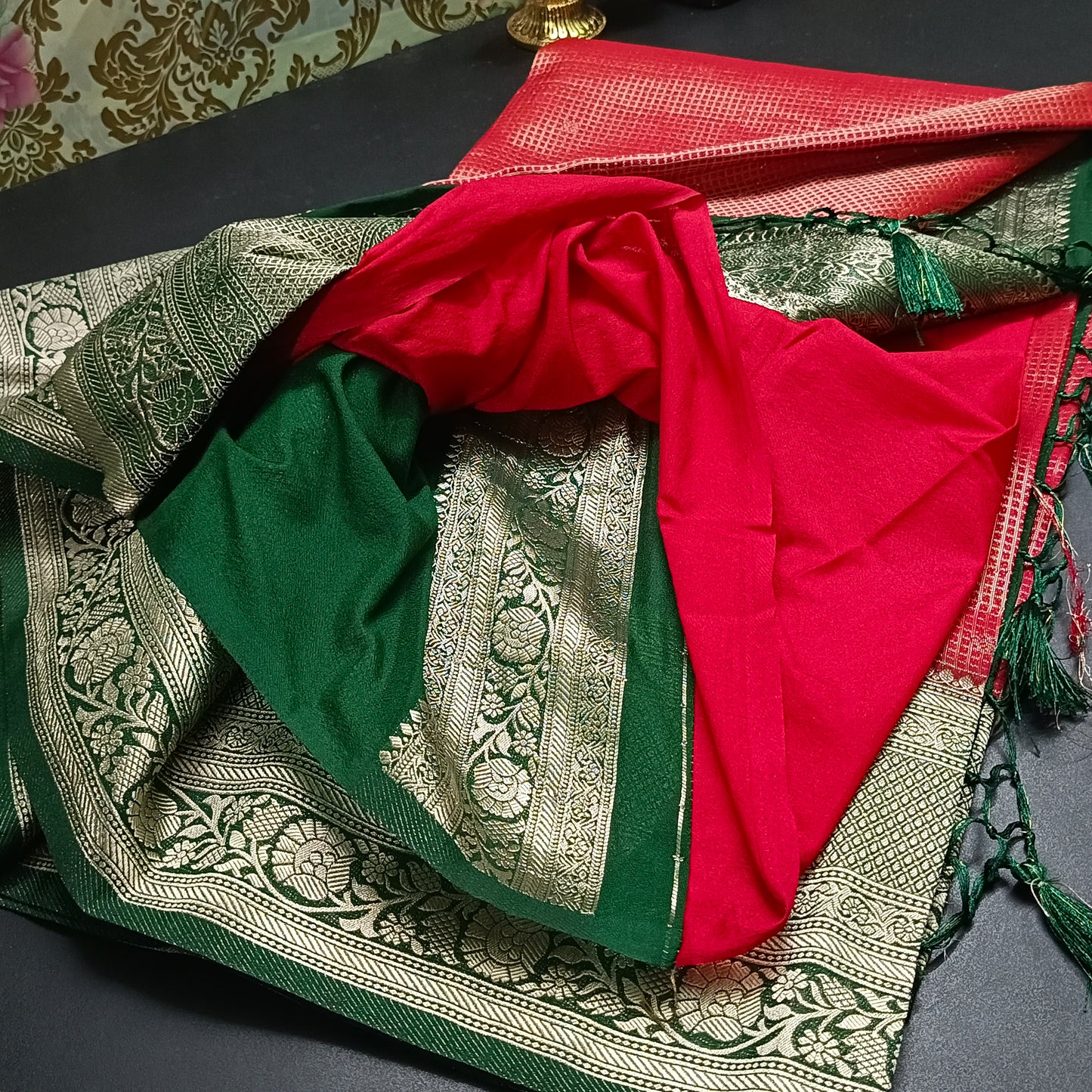 Red Zari tara vegan banarasi kaddi georgette saree MA25260