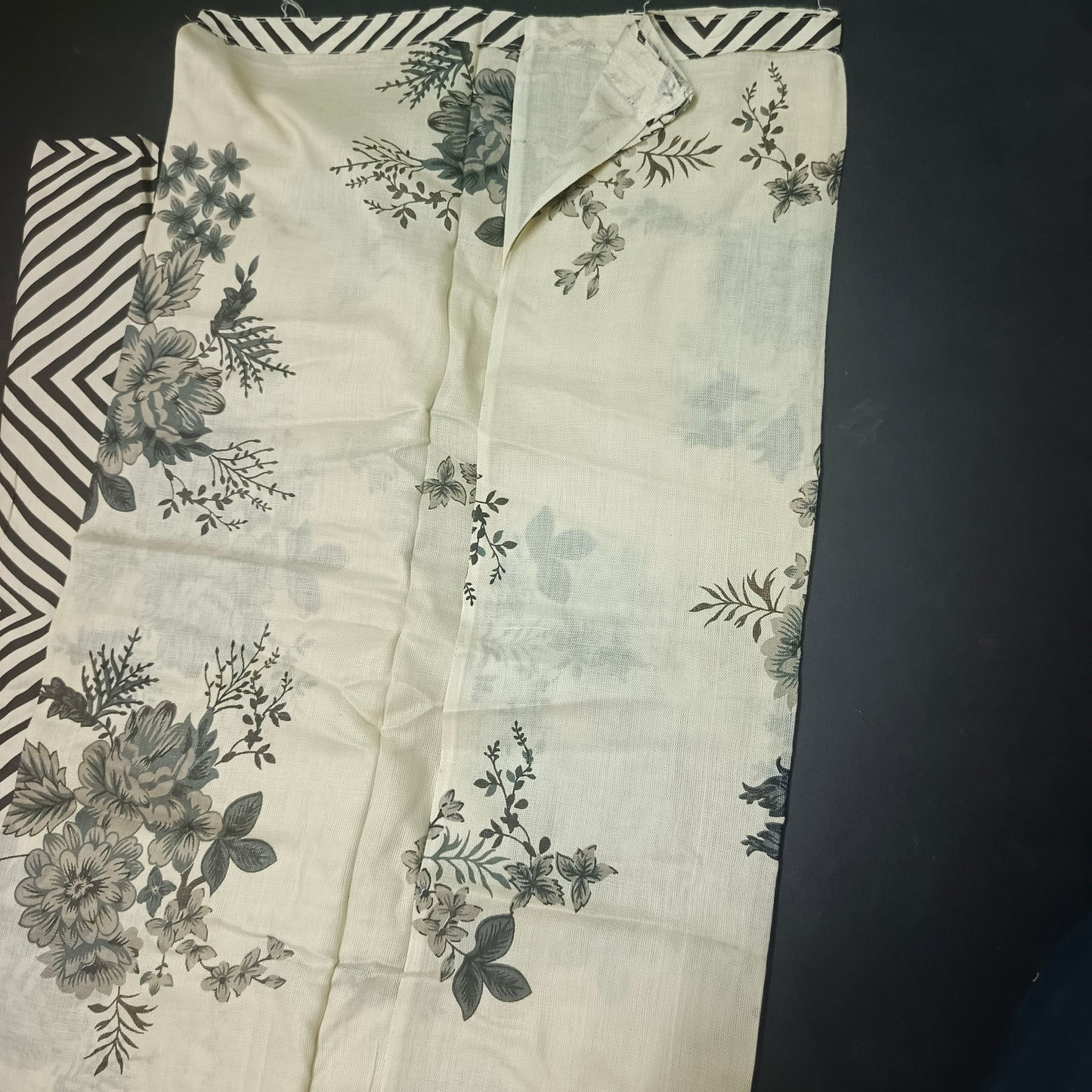 White Black zigzag Mull cotton unstitched salwar suits HA25359