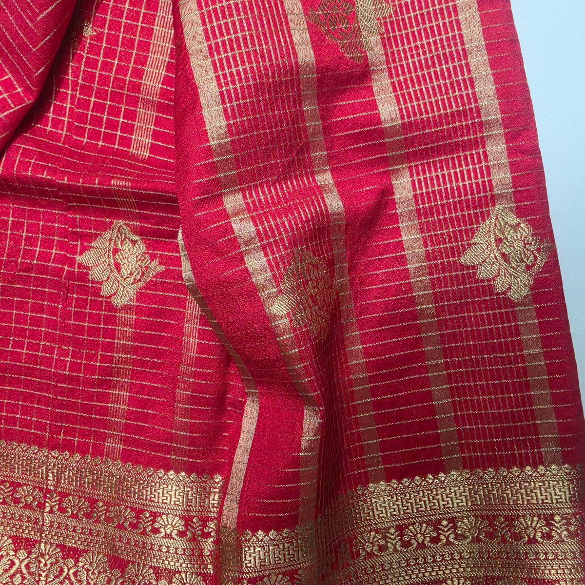 Red with Dark Green Jaalika Vegan Viscose Georgette Saree MA25221