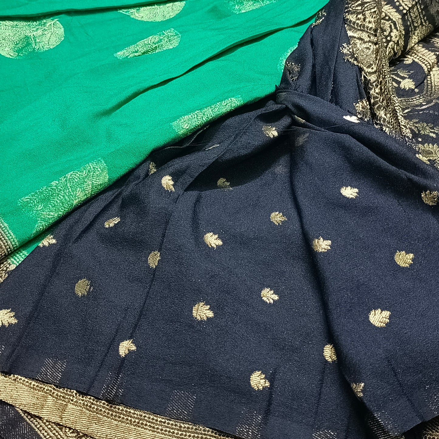 Green banarasi vana premium vegan Kaddi georgette saree MA25204