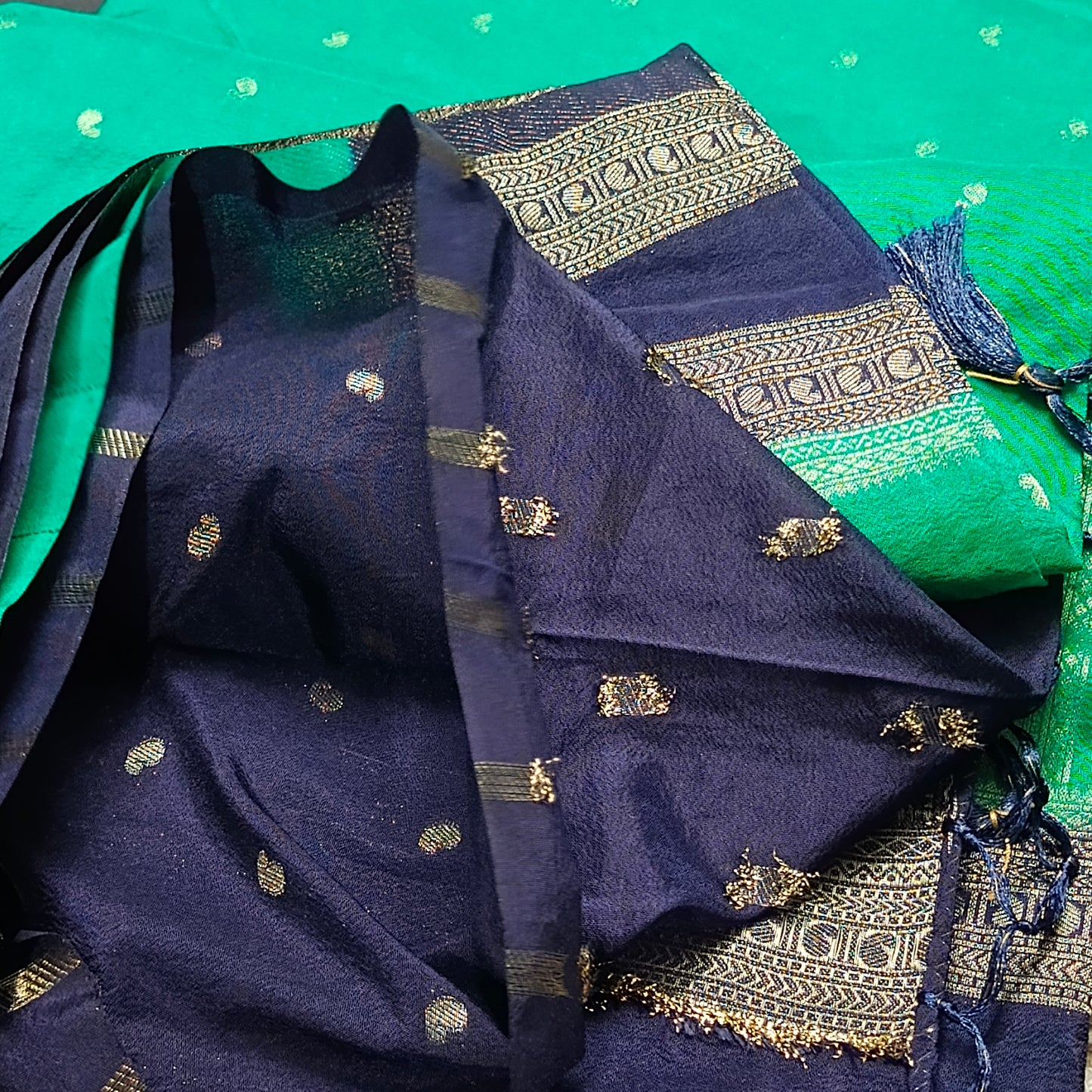 Sapphire Green Navy Blue Kairika Vegan Viscose Crepe Silk Saree MA25168