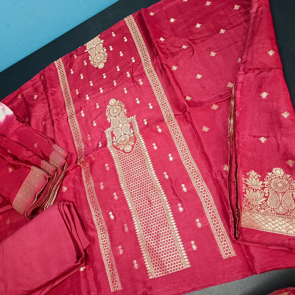 Red Dola silk antique weaving antique weaving daman PA25029