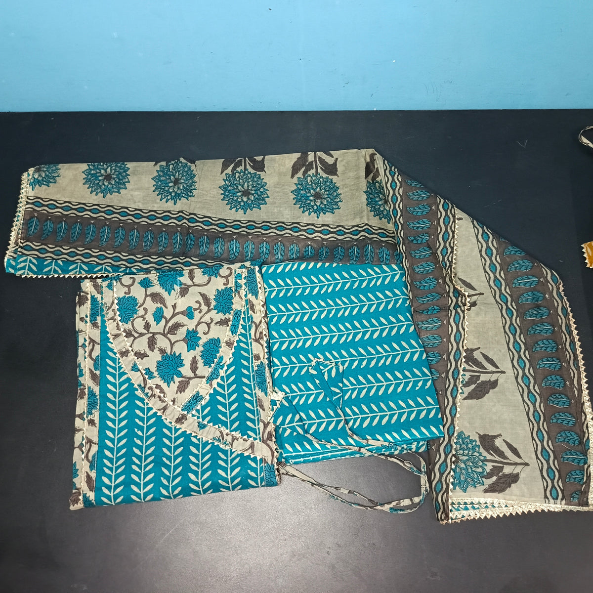 Blue Cotton print kediya neck cotton Unstitched suits PA25053
