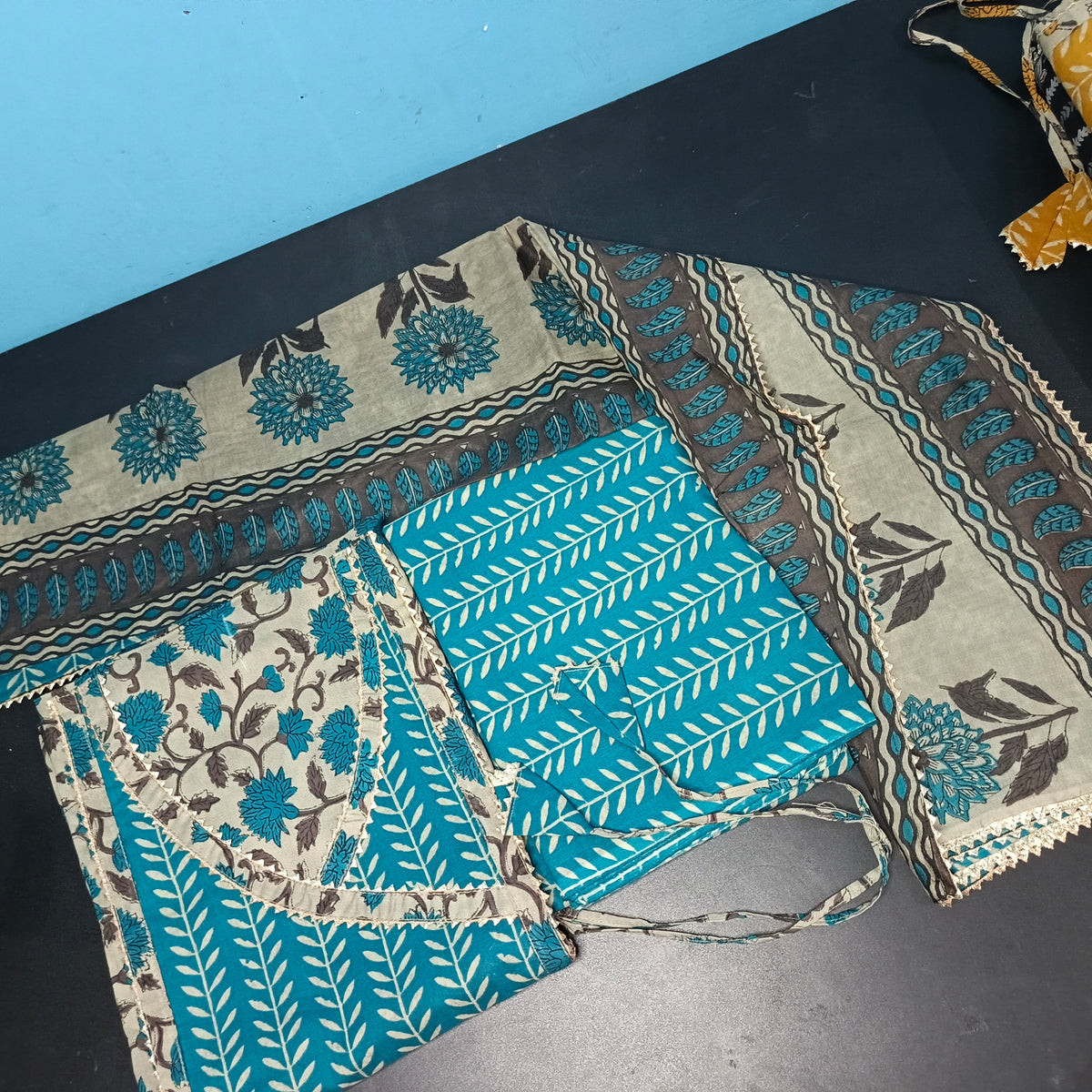 Blue Cotton print kediya neck cotton Unstitched suits PA25053
