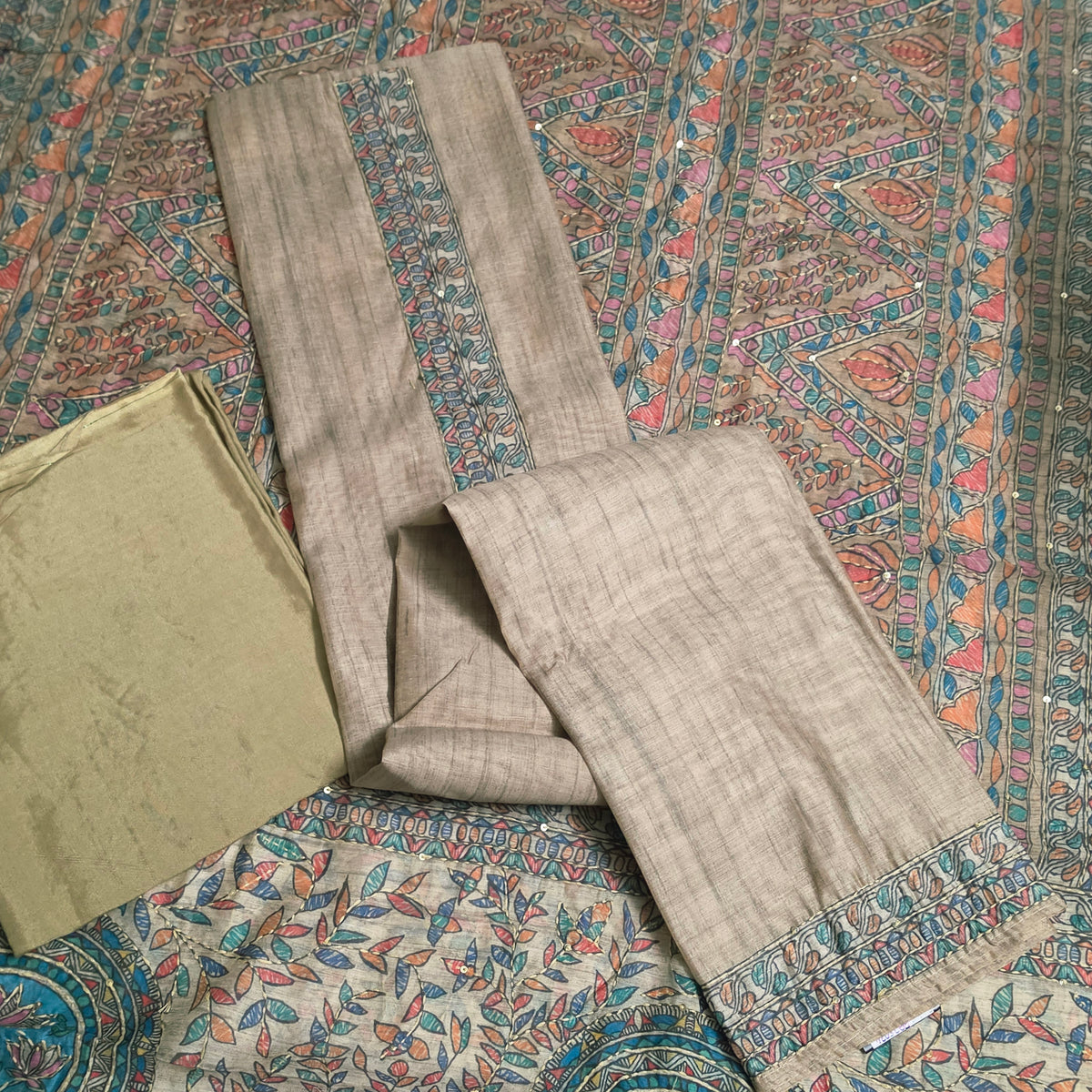 Beige Chanderi digital Tie Kantha with heavy madhubani print Kantha dupatta PA25024