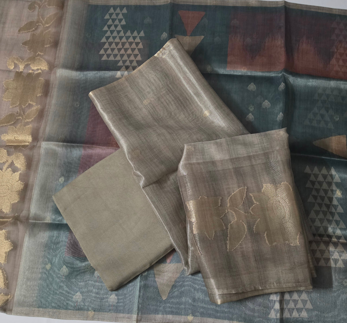 Grey Tissue daman weave unstitched suits digital weave dupatta PA25047