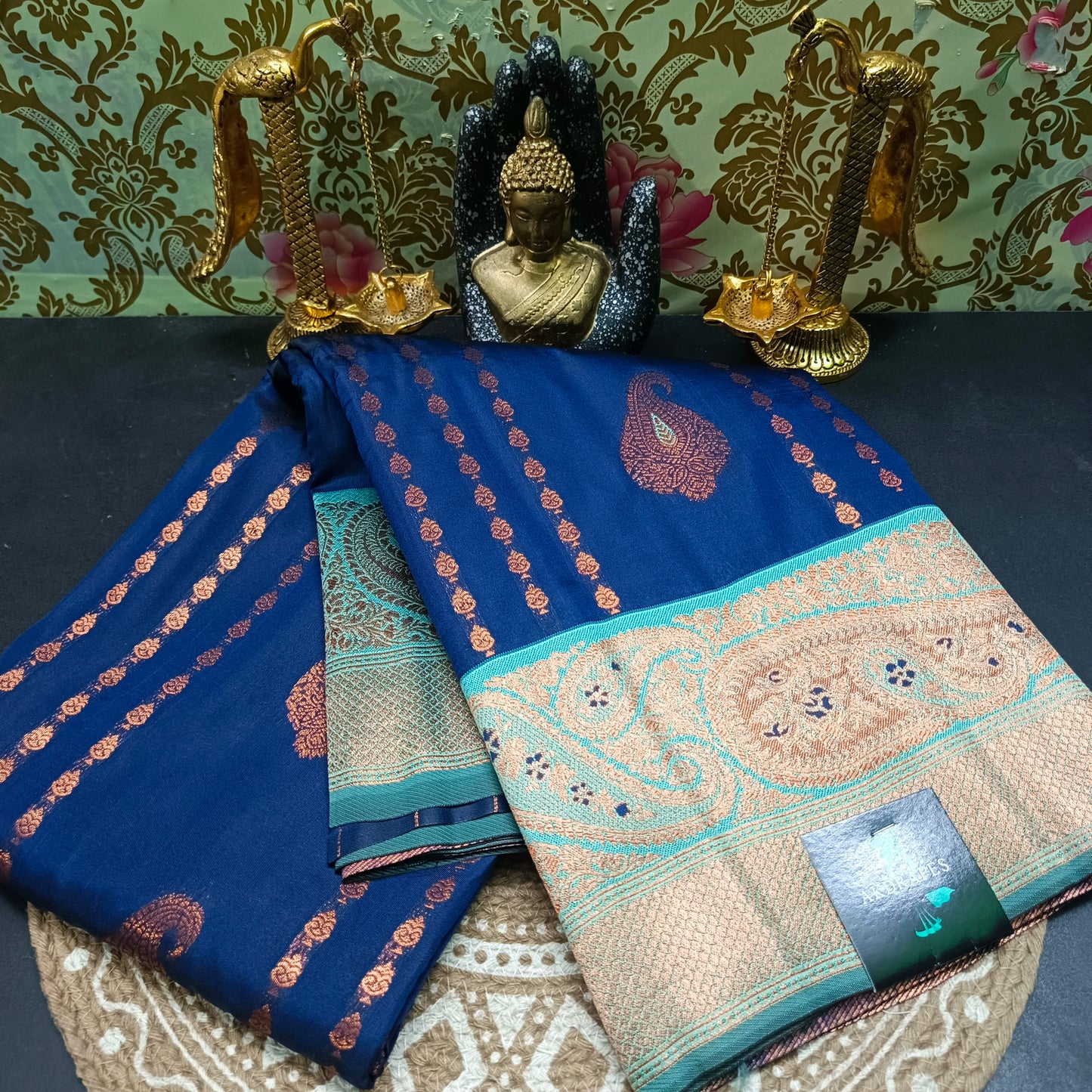 Navy blue blue Pavazha Pattu vegan Kanchi silk saree MA25131