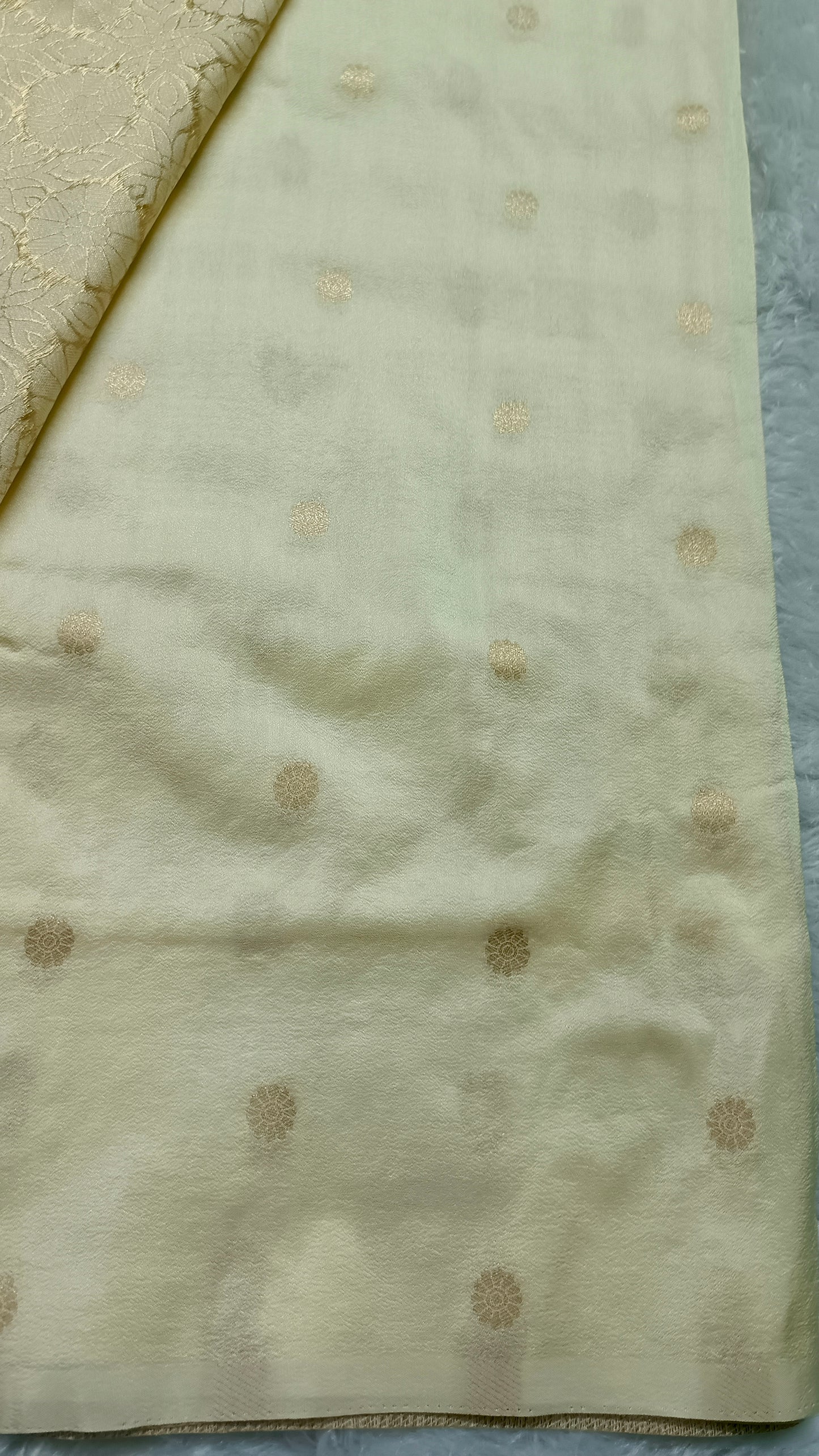 Off white Sudar Chakkram vegan kaddi georgette saree MA25094