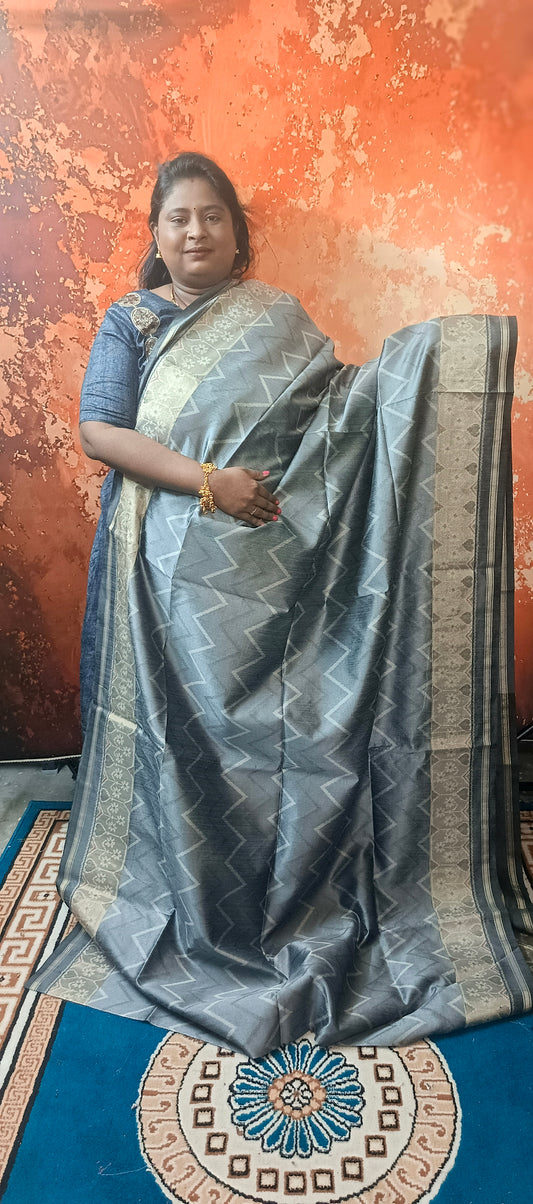 Grey with Black Zigzag Handweave Ikkat Vegan Silk Cotton Saree HA25430
