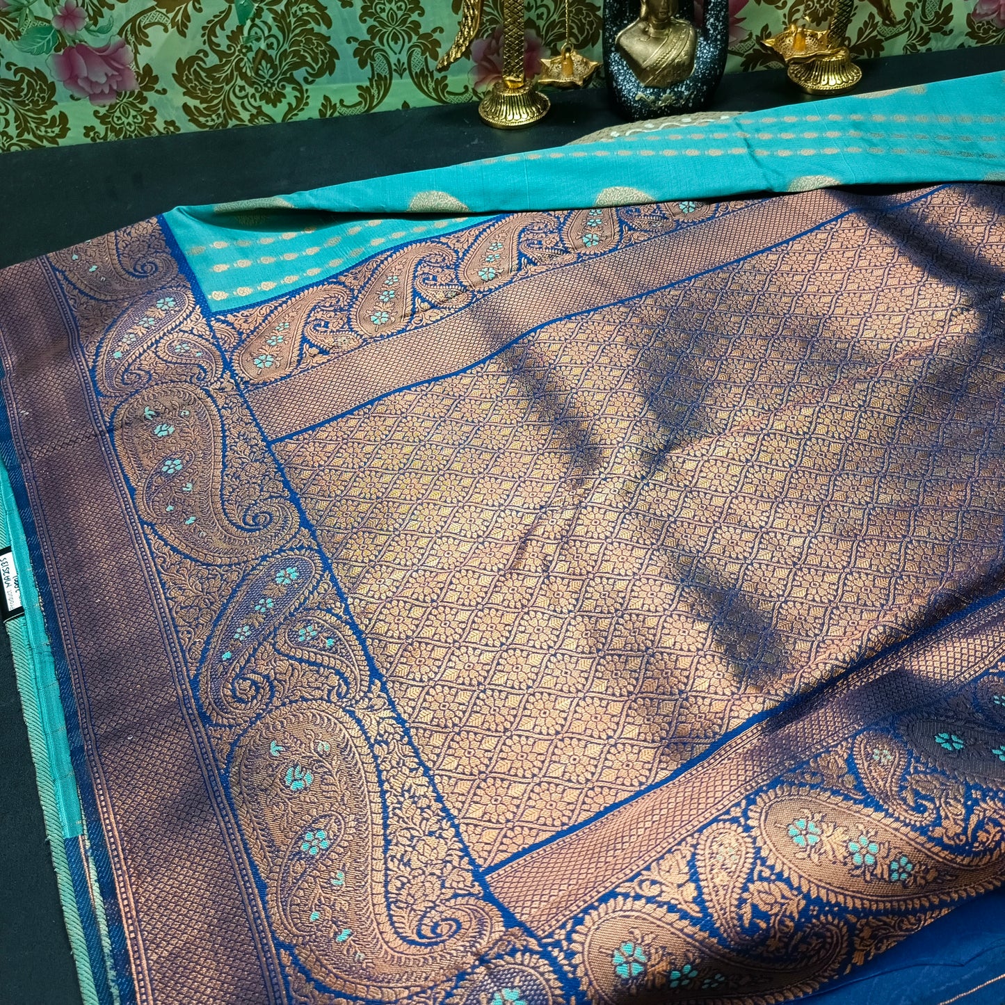Light grey Blue Pavazha Pattu vegan Kanchi silk saree MA25129
