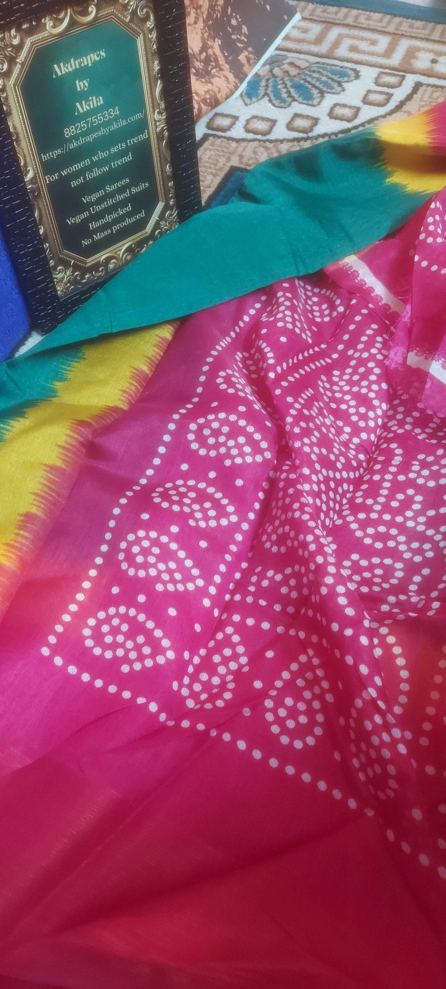 Green Tricolor vegan linen zari border saree JA26034