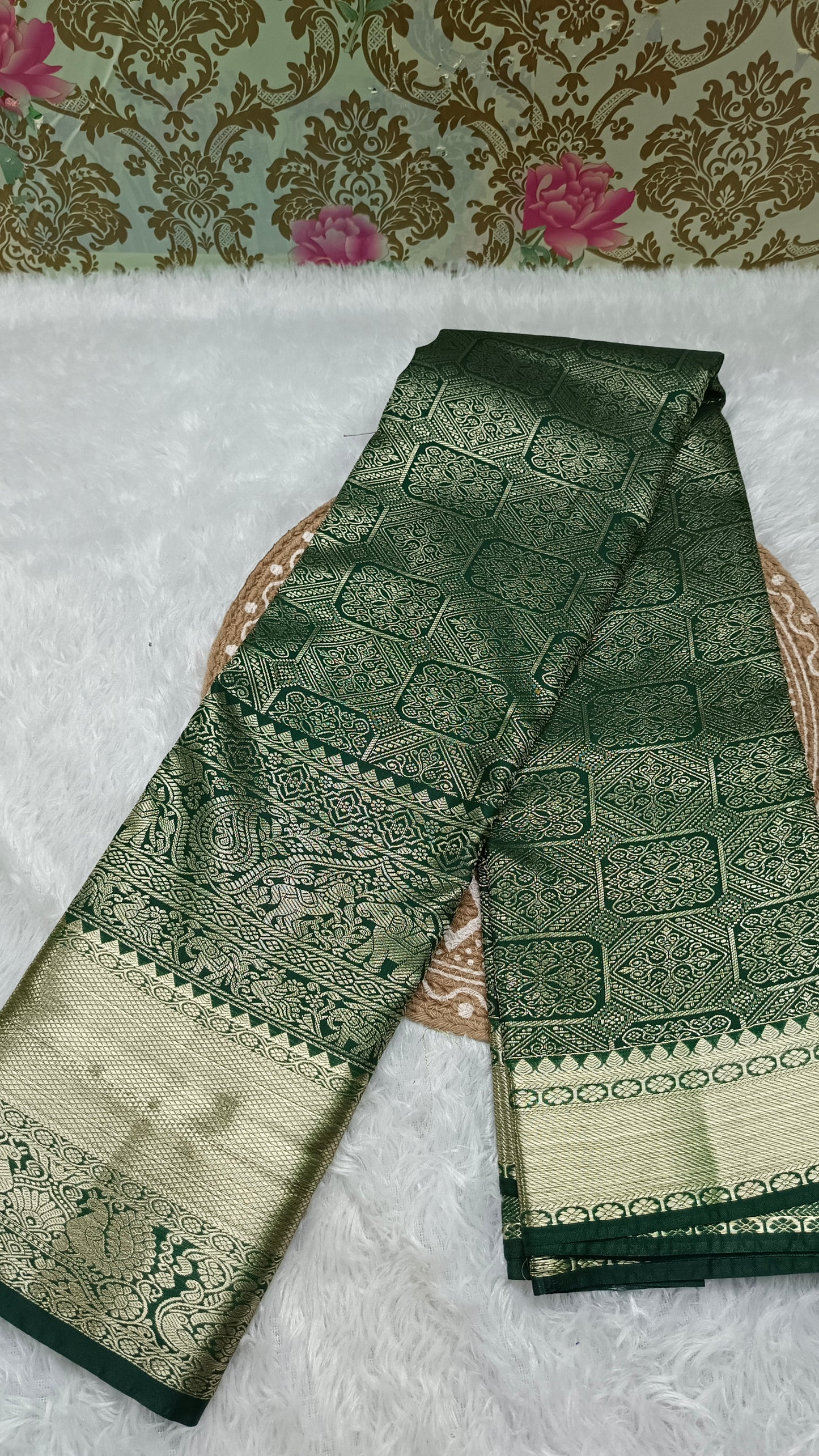 Bottle green Ashwa Gaja vegan bridal kanchi silk saree LA25953