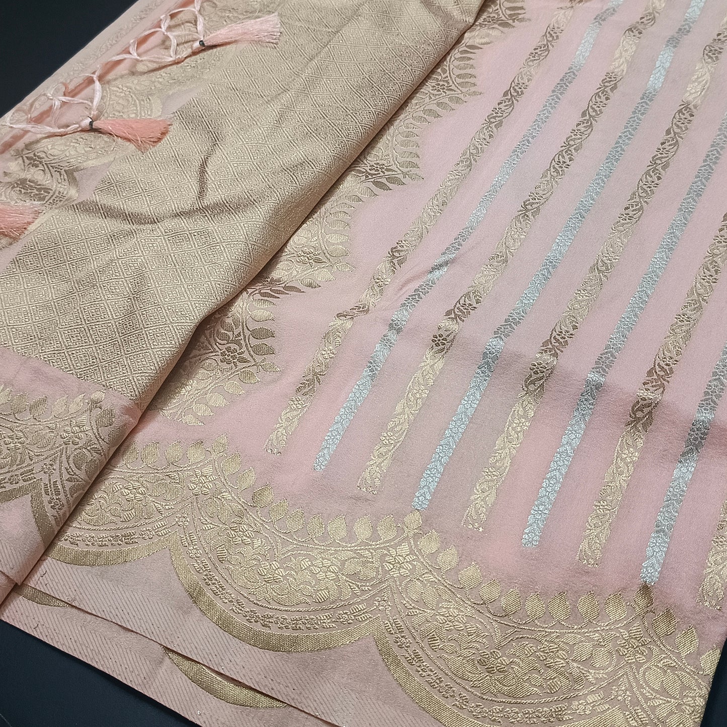 Peach Kanakavalli Premium vegan kaddi georgette saree MA25237