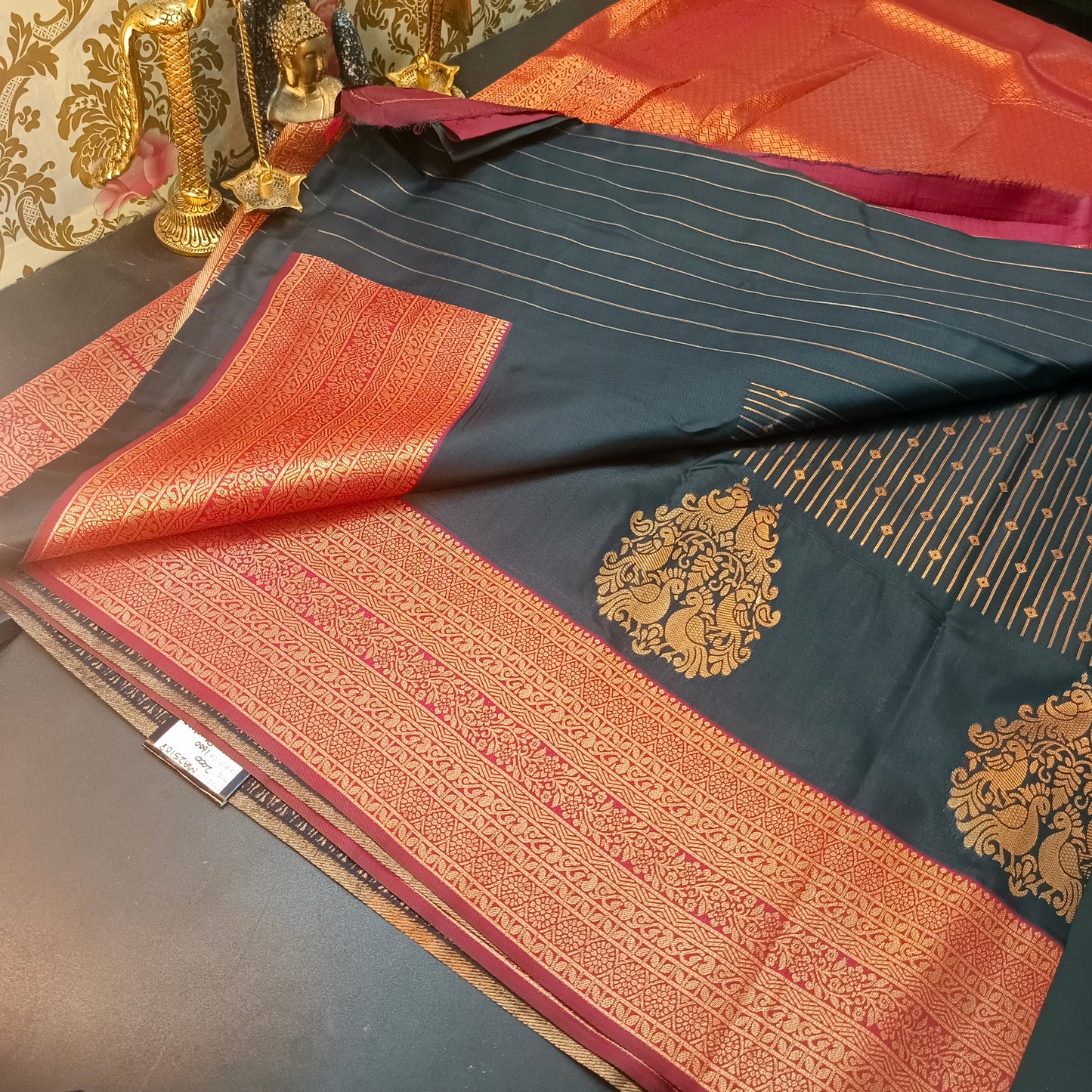 Blach Red Maragatha Muhurtham Vegan Kanchi Silk Saree MA25108