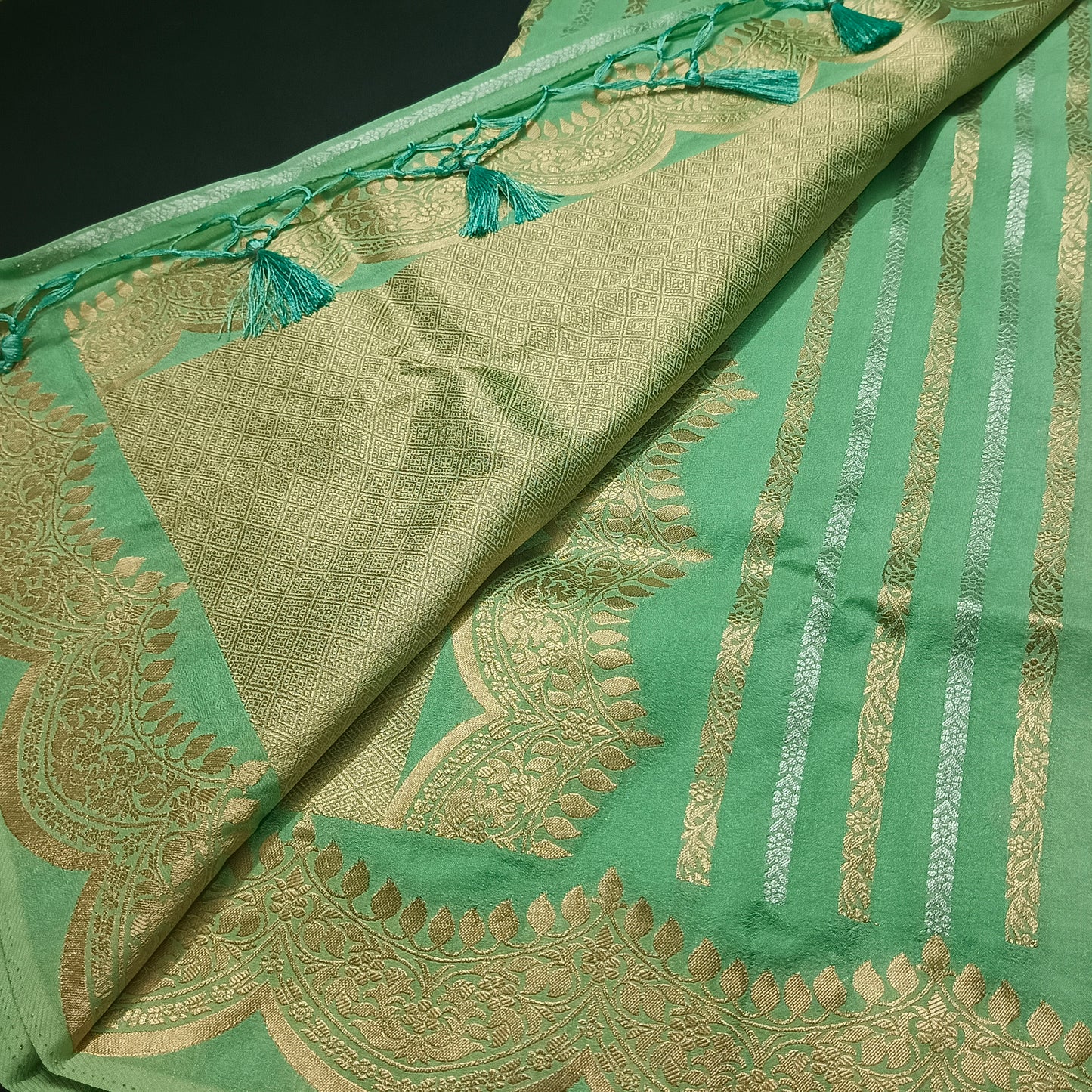 Pista Green Kanakavalli Premium vegan kaddi georgette saree MA25233