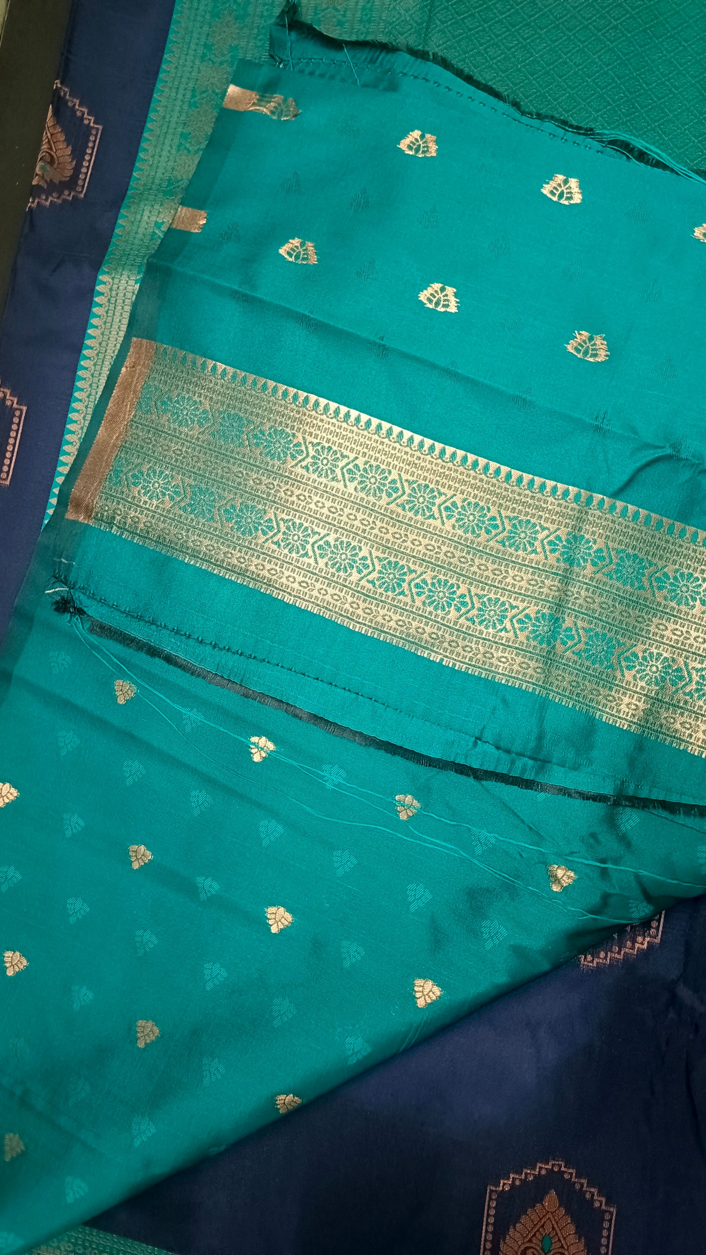 Navy blue Green Anantha vastra Vegan Kanchi soft silk saree MA25126