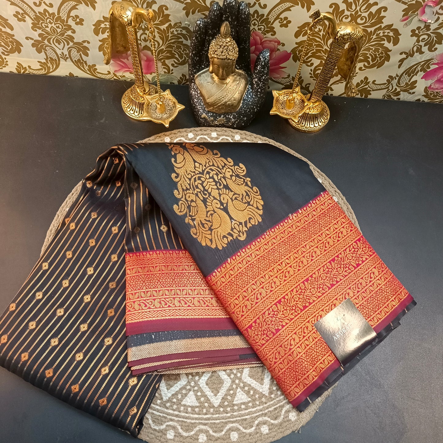 Blach Red Maragatha Muhurtham Vegan Kanchi Silk Saree MA25108