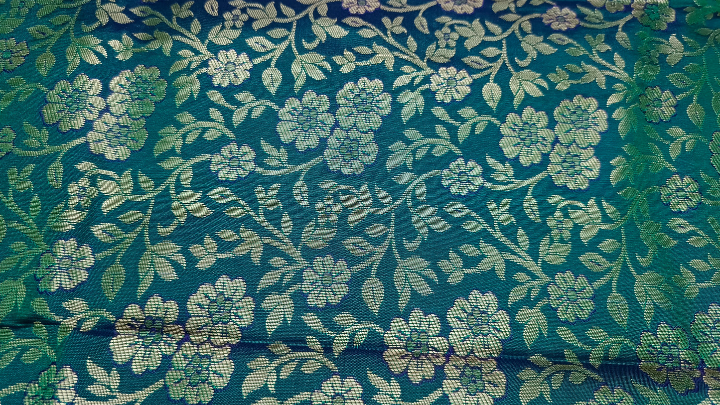 Peacock green Parijatham Vegan premium kanchi brocade silk saree LA25923