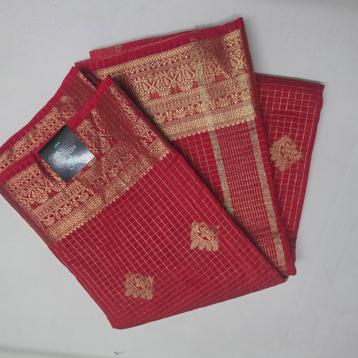 Red with Dark Green Jaalika Vegan Viscose Georgette Saree MA25221
