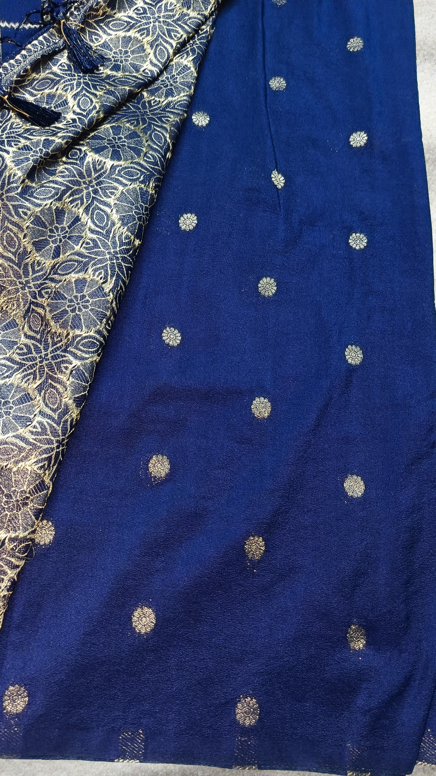 Navy Blue Sudar Chakkram vegan kaddi georgette saree MA25101