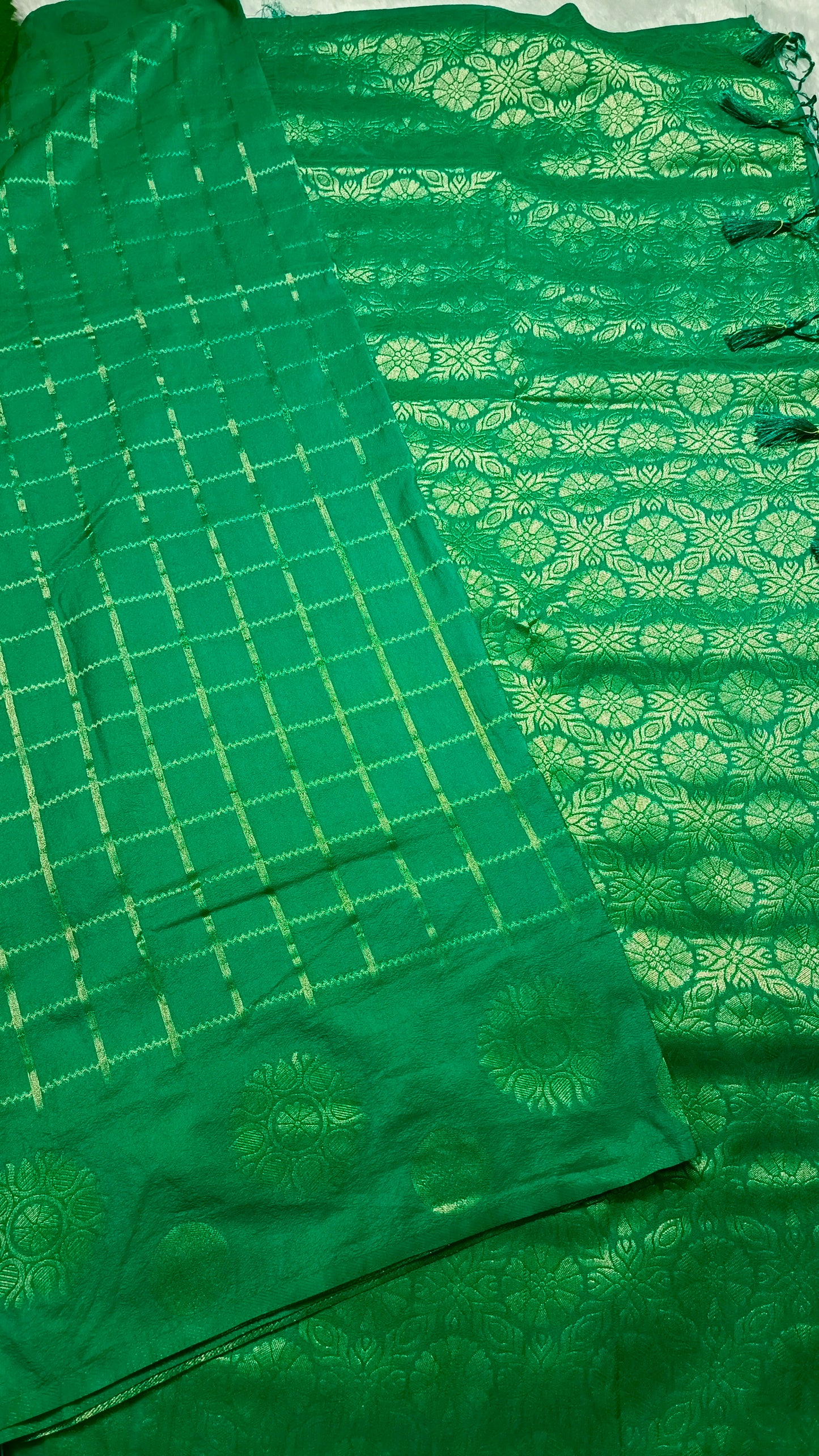 Sapphire Green Sudar Chakkram vegan kaddi georgette saree MA25098