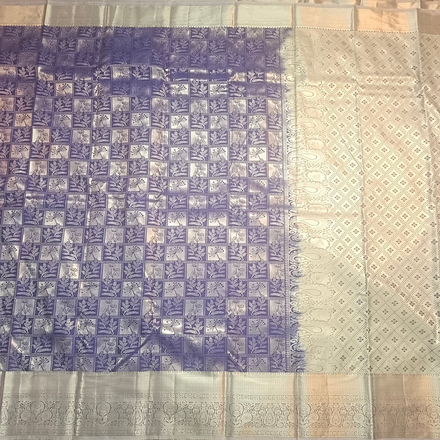 Royal blue Parijatham Vegan premium kanchi brocade silk saree LA25921