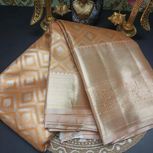 Gold Radiance Heritage vegan self tissue kanchi silk saree LA25935