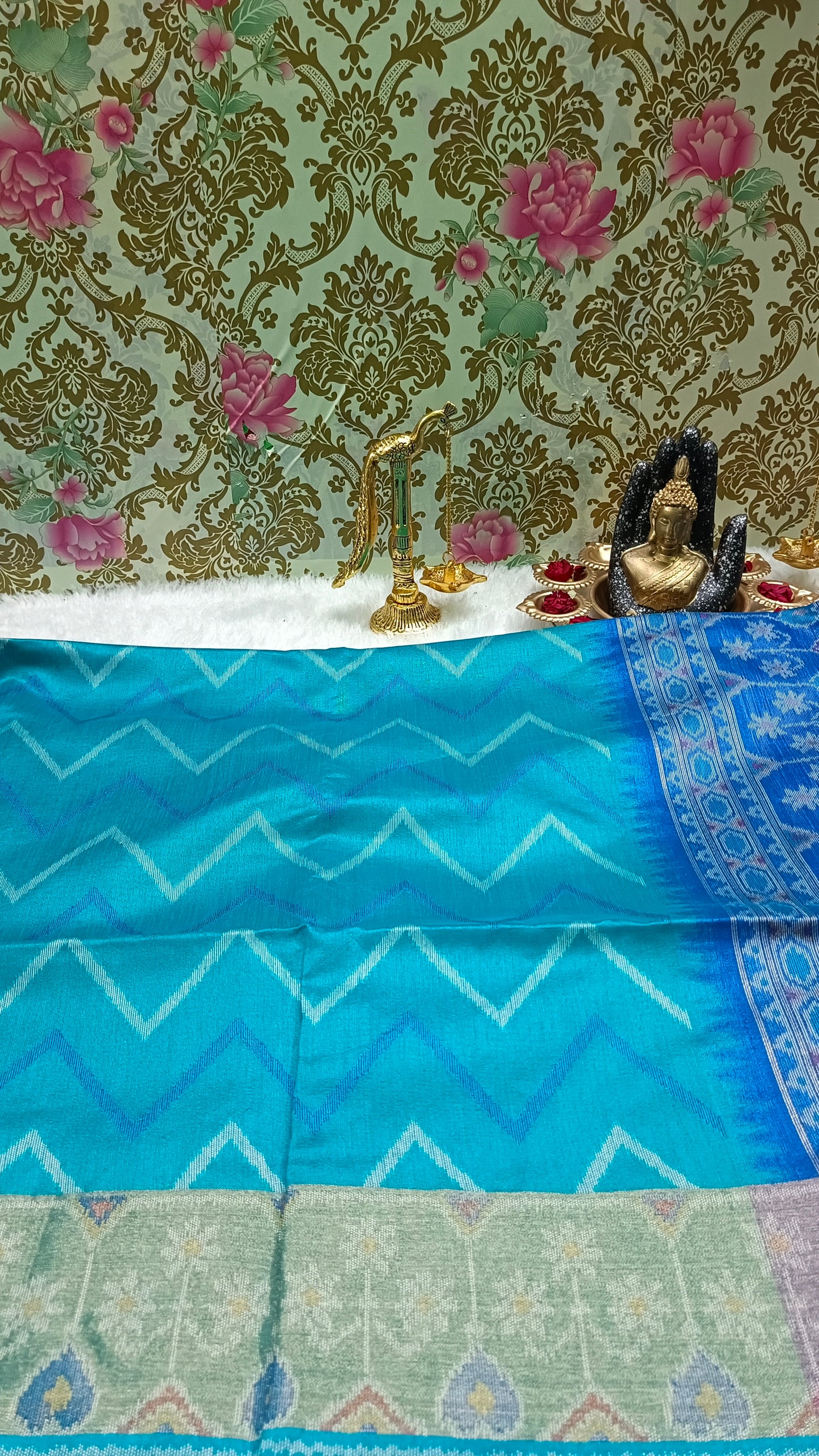 Sapphire blue with Royal Blue Zigzag Hand Weave Ikkat Vegan silk cotton saree HA25428
