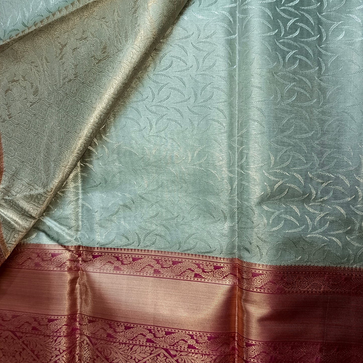 White vaibavam Vegan pastel kanchi brocade saree JA25326