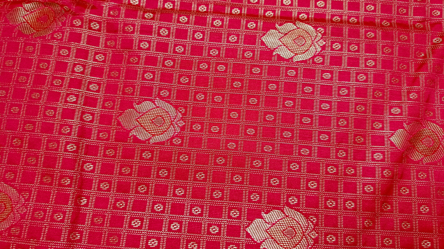 Chilli Red with pastel peach Parijatham Vegan premium kanchi brocade silk saree LA25930