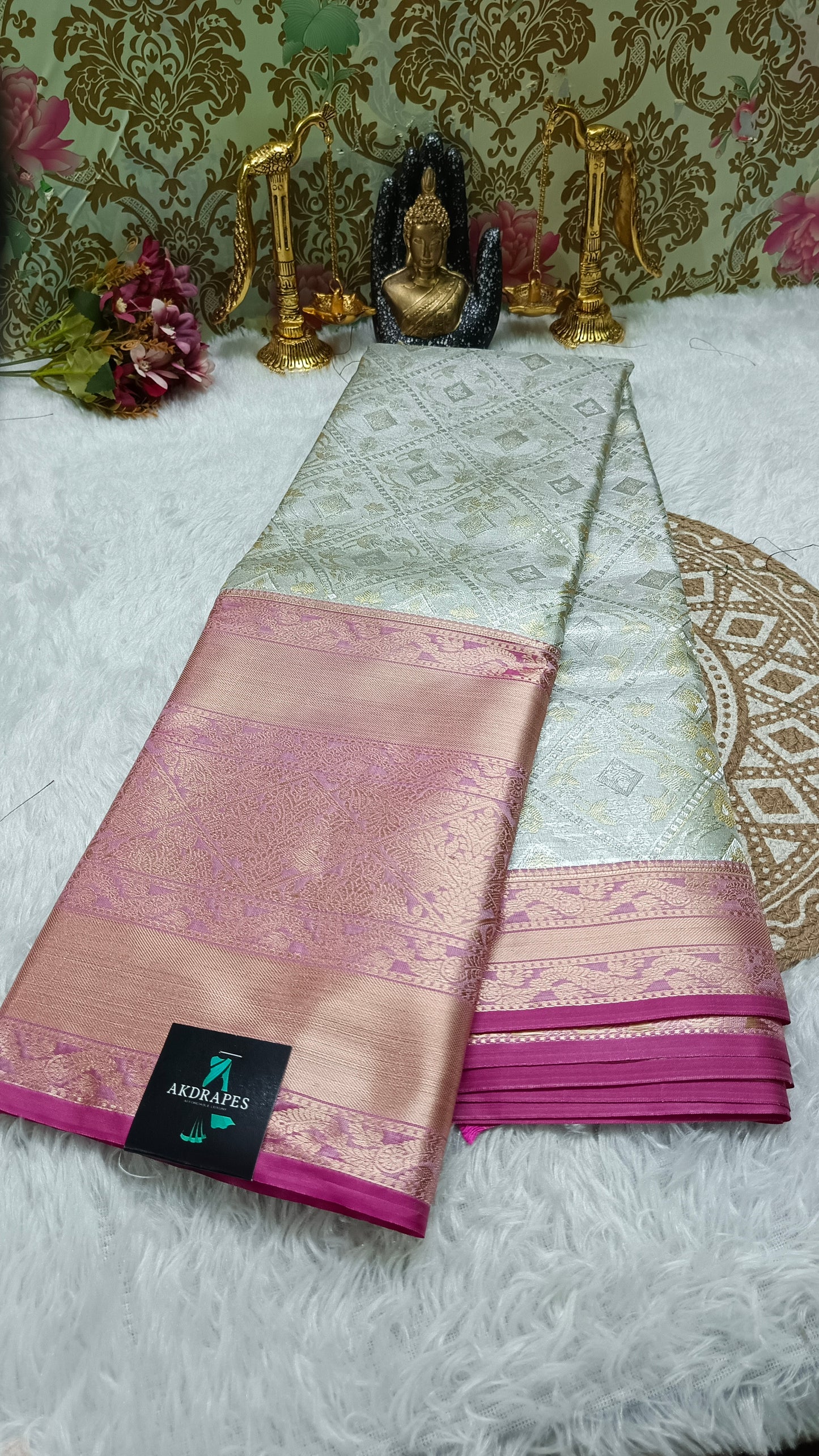 White vaibavam Vegan pastel kanchi brocade saree JA25326
