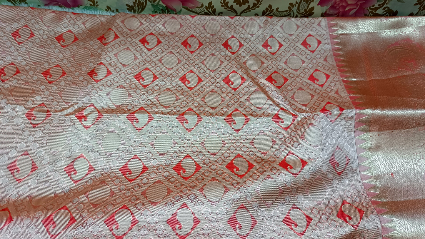 Chilli Red with pastel peach Parijatham Vegan premium kanchi brocade silk saree LA25930
