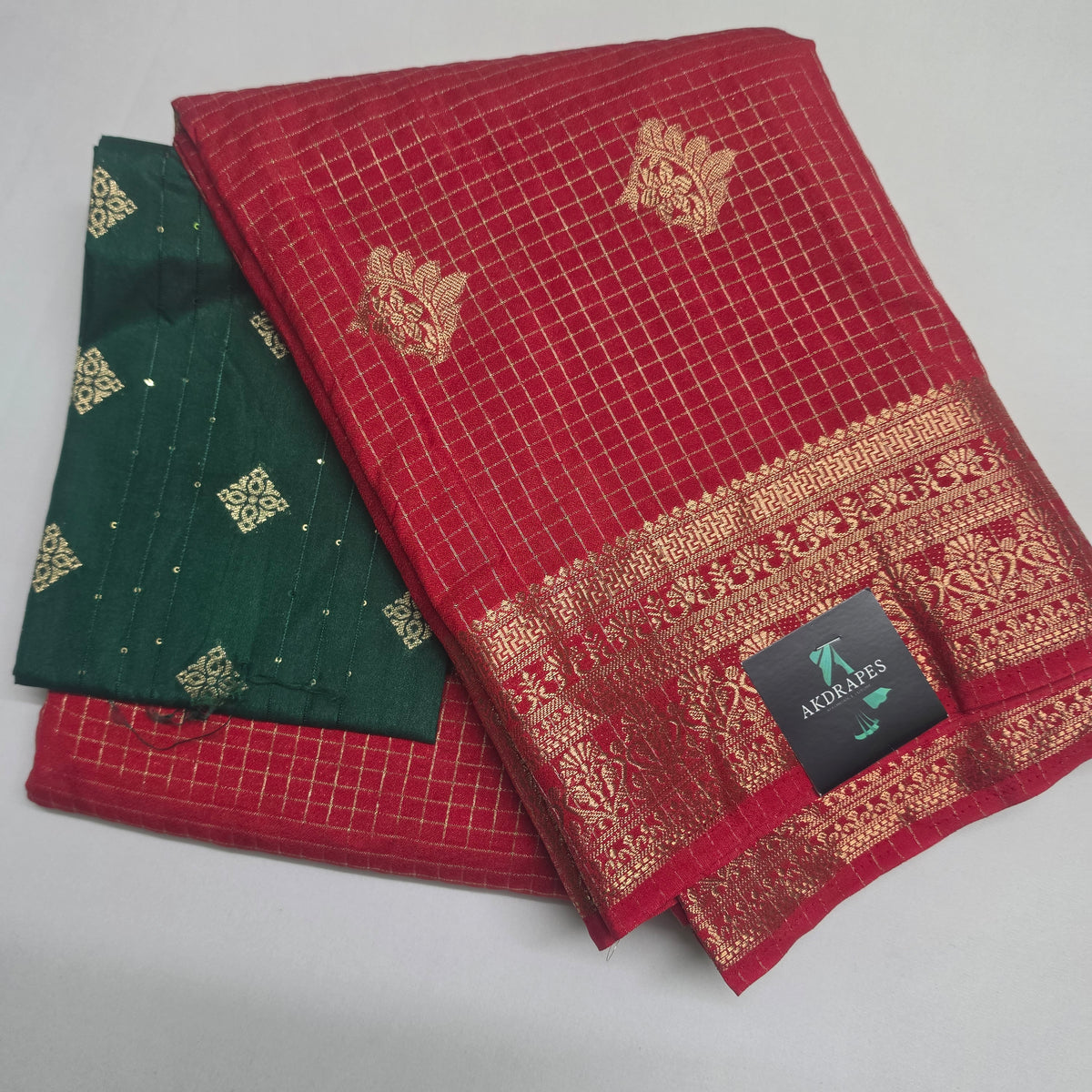 Red with Dark Green Jaalika Vegan Viscose Georgette Saree MA25221