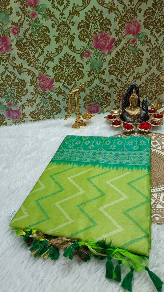 Green Zigzag Handweave Ikkat Vegan Silk cotton saree HA25429