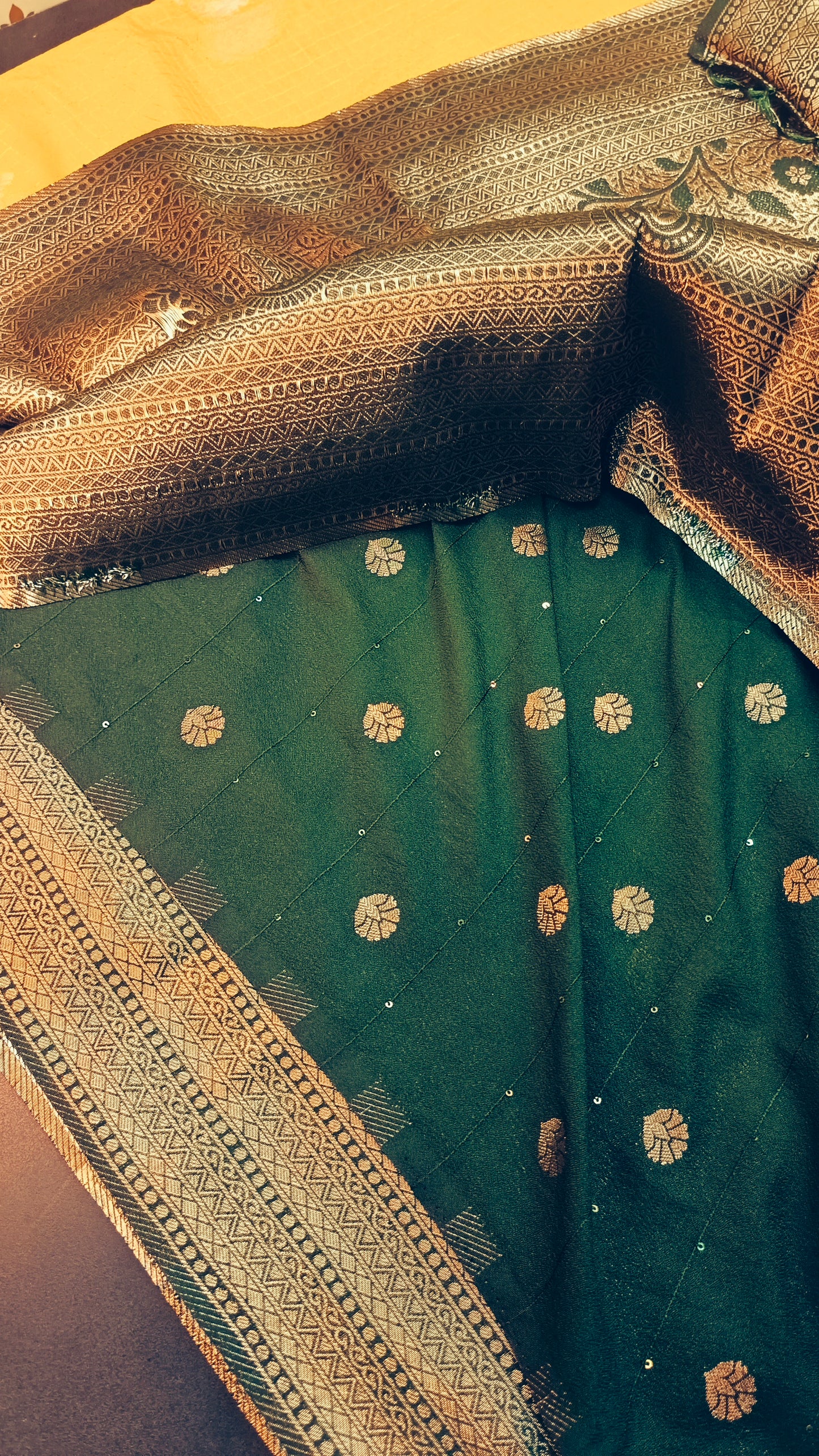Lemon yellow Mango design Midhuna Pakshi Premium Vegan Crepe silk Saree MA25220