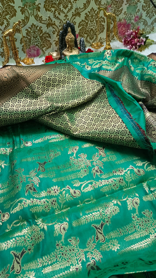 Green with Brown Raj nandhini Vegan kanchi silk Saree JA25283