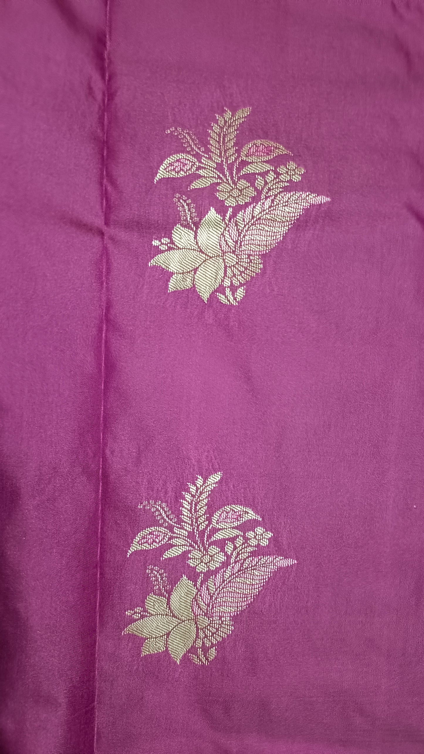 Magenta with pastel border Varnajalam vegan premium kanchi silk saree LA25912