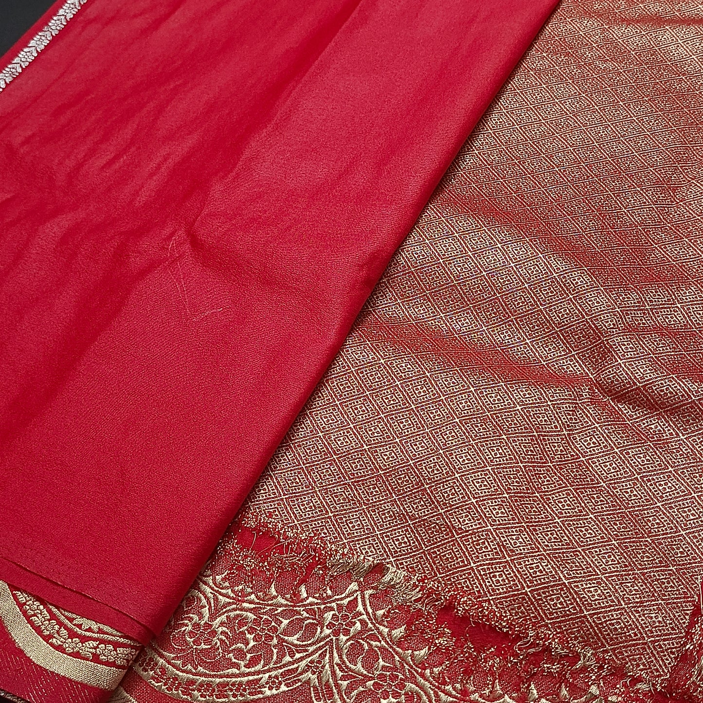 Red Kanakavalli Premium vegan kaddi georgette saree MA25232